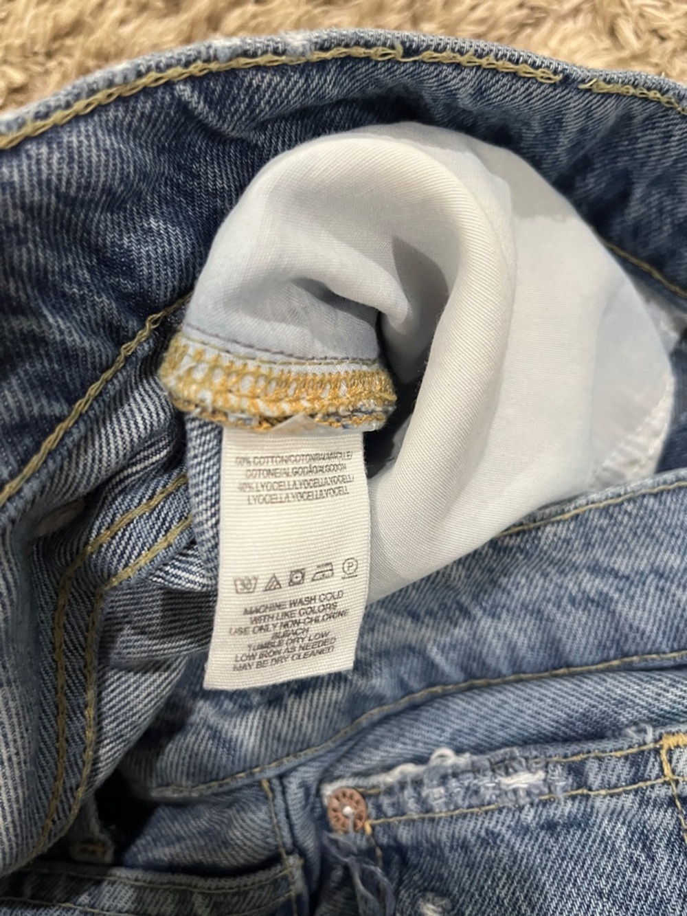 We The Free Faded Blue Ripped Cropped Jeans - Picture 3 of 8